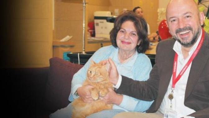 Yaşanmış Gerçek Bir Hayata Dönüş Hikayesi: Sahiplendiği Kedi Hayatını Kurtardı