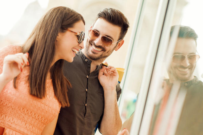Biz Kadınlar Bembeyaz Dişlerle Neler Başarabiliriz?