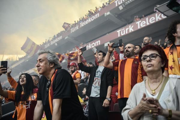 Galatasaray'ın Şampiyonluk Kutlamalarından En Güzel Fotoğraf Kareleri