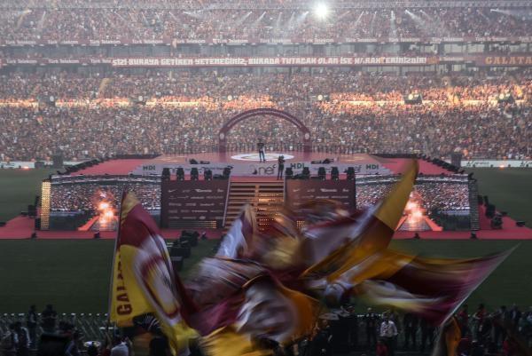 Galatasaray'ın Şampiyonluk Kutlamalarından En Güzel Fotoğraf Kareleri