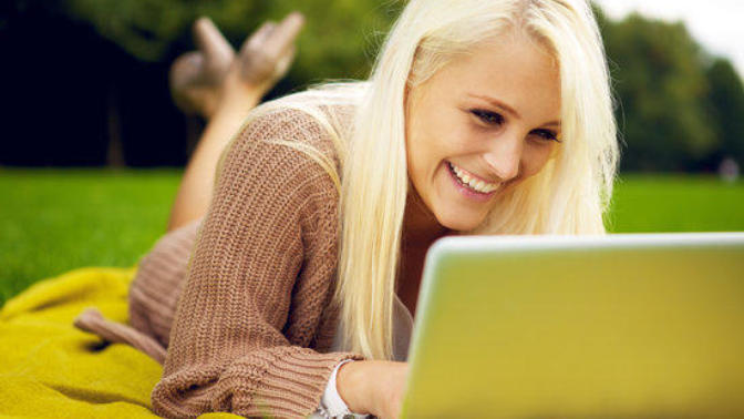 Aşkın Sanal Versiyonu! Sosyal Medyada Flörtleşmenin Artı ve Eksileri Neler?
