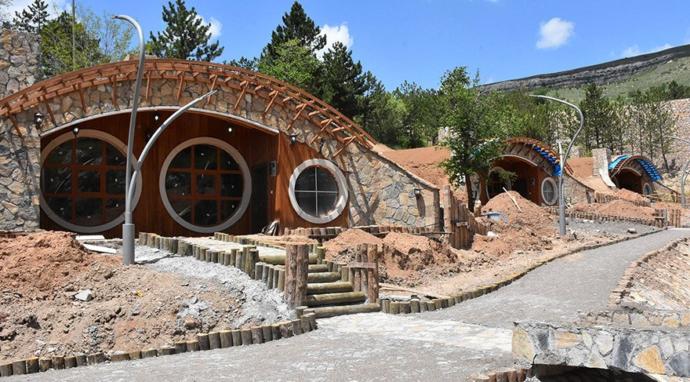 Sivas'ta Hobbit Köyü Kuruldu