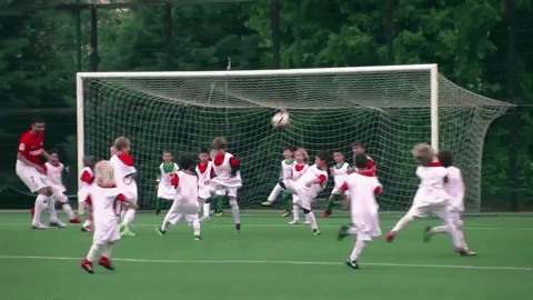 Monacolu 5 Futbolcu 55 Minik Futbolcuyla Maça Çıktı