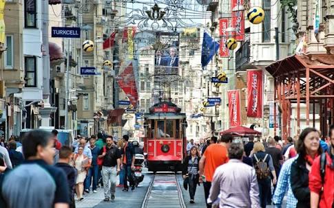 Beyoğlu İlçesinde Nereler Gezilebilir?