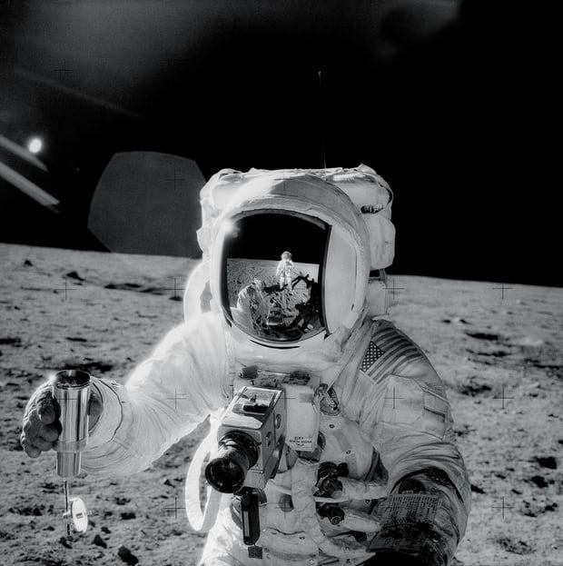 Ayda Yürüyen Dördüncü Astronot Olan Alan Bean Hayatını Kaybetti