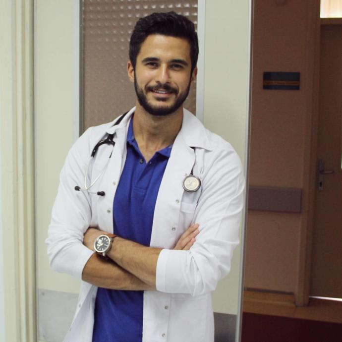 Bu Doktorların Hastası Olacaksınız: İşte Türkiyenin En Yakışıklı Doktorları!