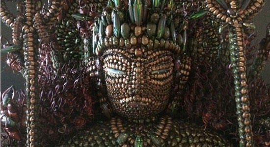 Sanat Hiç Bu Denli Ürkütücü Olmamıştı: Böceklerden Harikalar Yaratan Adam!