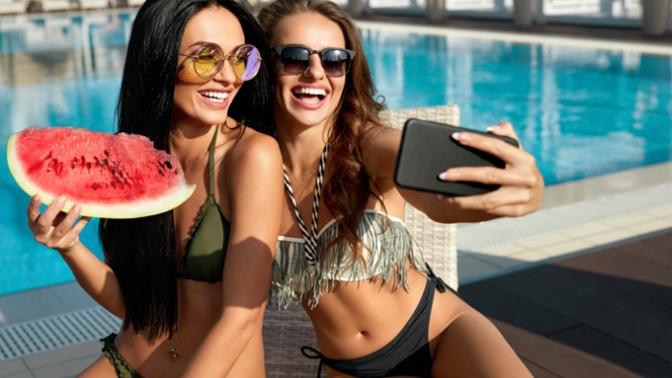 Bu Yazın Hikayesini Tarzıyla Yazmaya Kararlı Kızlar İçin 8 Bikini ve Mayo Modeli