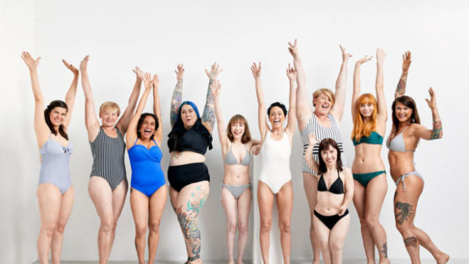 "Bikini Vücudu" Diye Bir Şeyin Olmadığını Kanıtlayan, Kusurlu Vücutlarını Kabul Etmiş 10 Kadın!