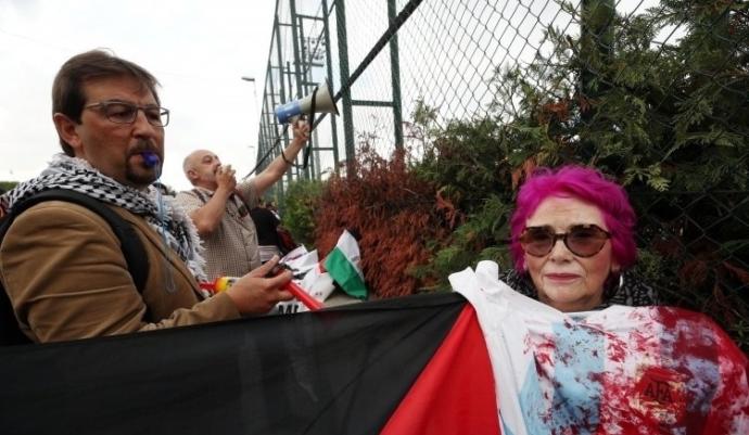 Dünya Kupasının Favori Takımlarından Arjantinli Messi ve Takım Arkadaşlarına İsrail Protestosu