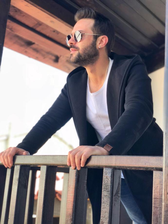 Oyunculuğu ve Yazarlığıyla Göz Dolduran Murat Tavlı ile Çok Keyifli Bir Röportaj Gerçekleştirdim!