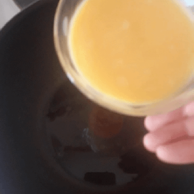Lor Peynirli Omlet Kapama Nasıl Yapılır?
