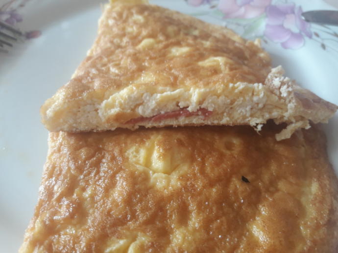 Lor Peynirli Omlet Kapama Nasıl Yapılır?