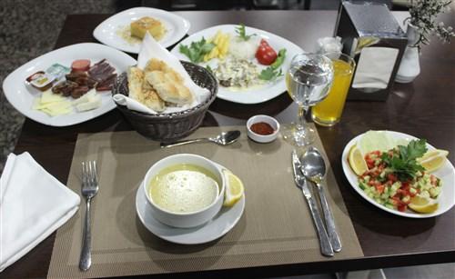 Ramazan'ın Son Günlerine Ramak Kala, Midesini Şımartmak İsteyenlere İftar Menümü Açıklıyorum!