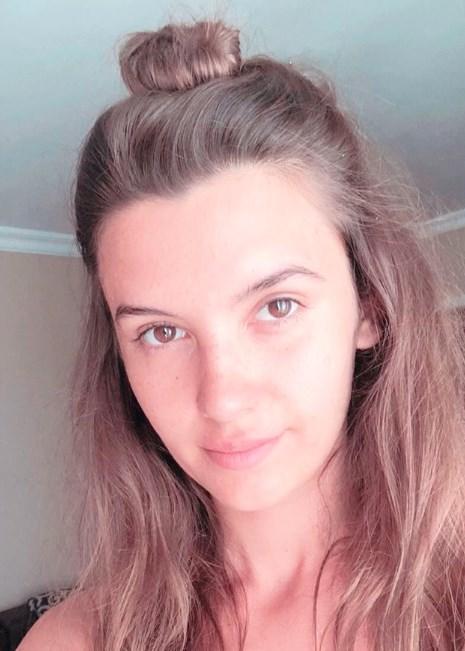 Makyajsız Fotoğraf Paylaşma Akımı: Yerli Ünlülerin Makyajsız Fotoğrafları!