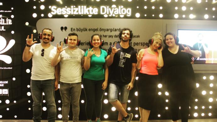1 Saat Boyunca Gözlerinizle Duymaya Hazır Mısınız?