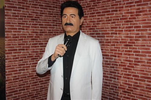 Ünlü Heykeller Geçidi: Özdilek Vakfı Balmumu Heykel Müzesini Geziyorum!