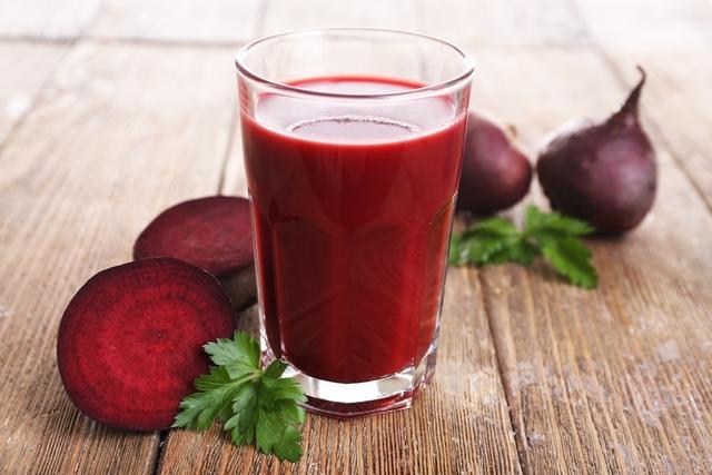 Evde 3 TL'ye Detoks Suyu İçeceğini Kendin Yap!