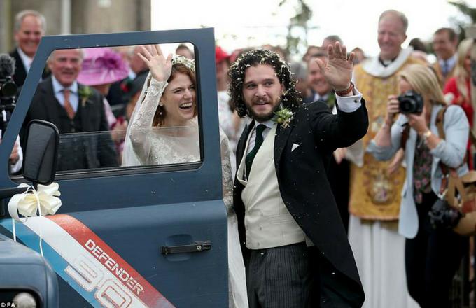 Jon Snow'umuz Evlendi! Kit Harington ve Rose Leslie'nin Muhteşem Düğünü