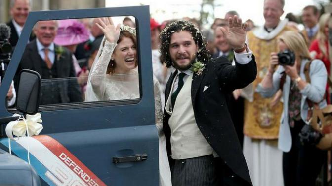 Jon Snow'umuz Evlendi! Kit Harington ve Rose Leslie'nin Muhteşem Düğünü