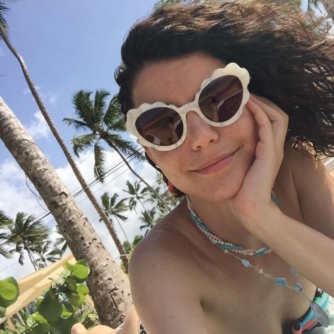 Yazın Tadını Çıkaran Yerli Güzellerden Tatil Pozları!