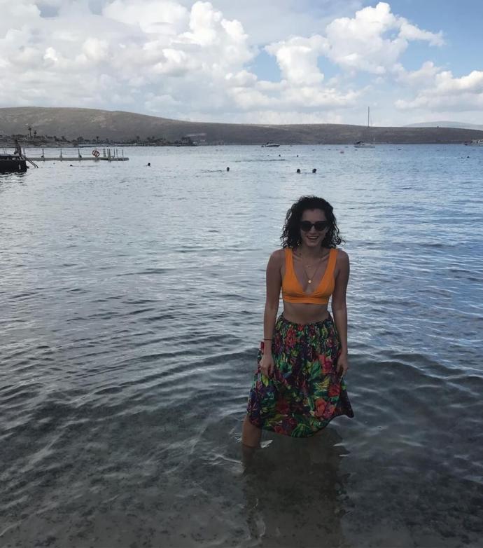Yazın Tadını Çıkaran Yerli Güzellerden Tatil Pozları!