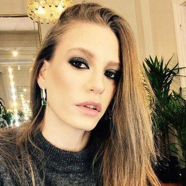 Doğal Hali Kadar Makyajlı Hali de Mükemmel Olan 12 Yerli Oyuncu!