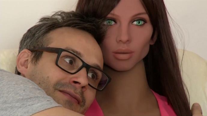 Seks Robotu Samantha, Gelecek Güncelleme ile 'Bugün Olmaz, Başım Ağrıyor' Diyebilecek
