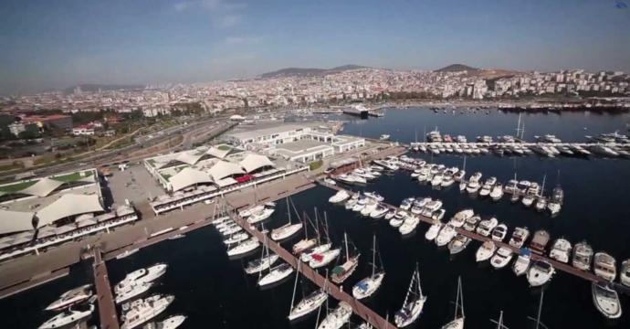 Dünyanın En Güzel Şehirlerinin Arasında Olan Tarihi ve Doğal Güzellikleri İle Zengin Şehrimiz İstanbul'u Geziyorum!