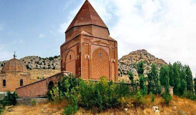 Melik Gazi Türbesi