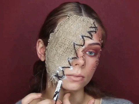 Bu Zamana Kadar Gördüğünüz Tüm Makyajları Unutun: Yeteneklerini Arşa Çıkarmış Makyaj Artistlerinin Videolarını İzliyorum!