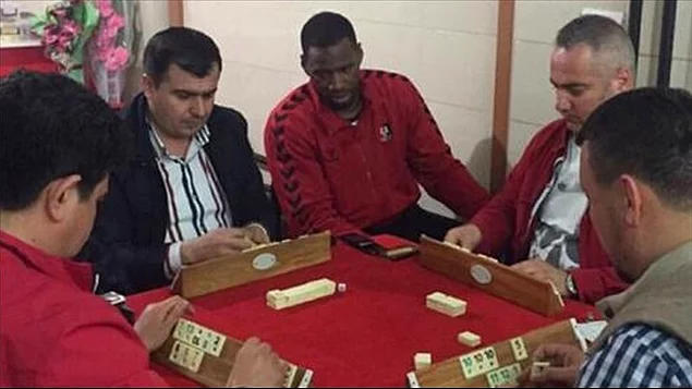 Türkiyede Futbol Oynayıp Adeta Bizden Biri Olan 12 Futbolcu