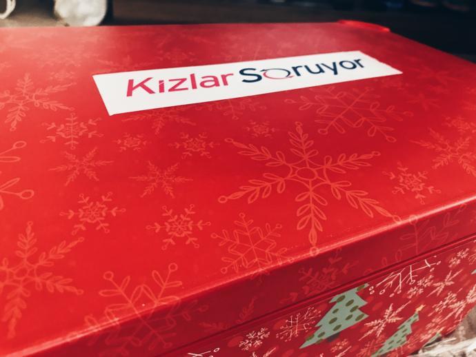 KizlarSoruyor Fenomenlerinin Söyleyecekleri Var!