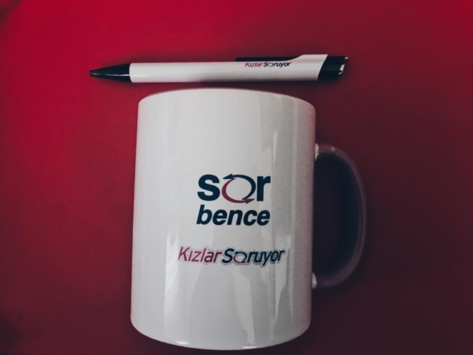 KizlarSoruyor Fenomenlerinin Söyleyecekleri Var!