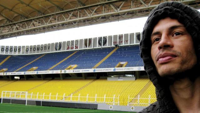 Bir Galatasaraylının Kaleminden Fenerbahçe Efsanesi: Alex De Souzayı 5 Adımda Ayrılığa Götüren Nedenler