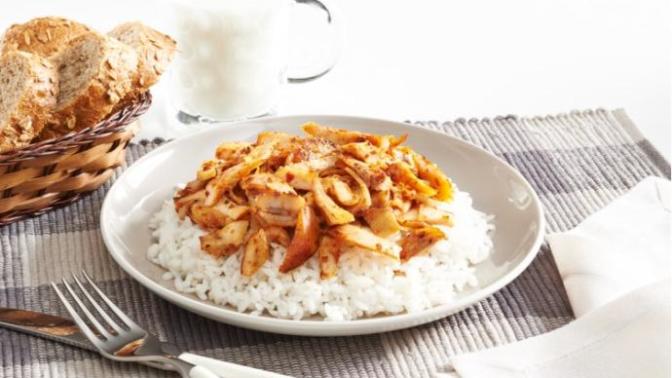 Kolay ve Lezzetli Bir Yemek: Pilav Üstü Tavuk