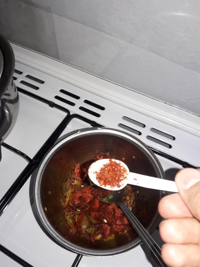 Klasiklerin Dışında İştah Açan Bir Lezzet: Makarna Sosu Nasıl Yapılır?
