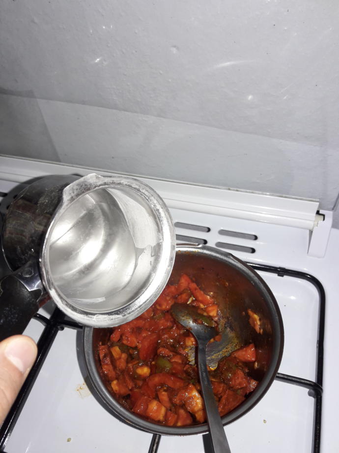 Klasiklerin Dışında İştah Açan Bir Lezzet: Makarna Sosu Nasıl Yapılır?