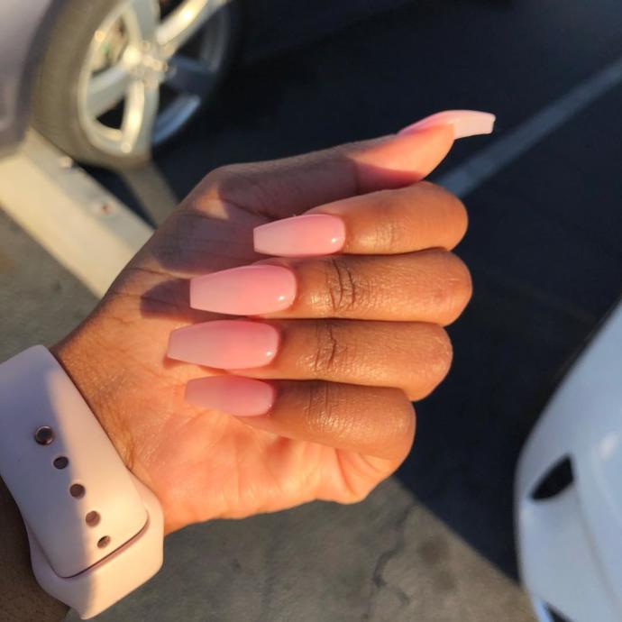 Yaz Aylarının Yeni Manikür Trendi Jöle Tırnaklar