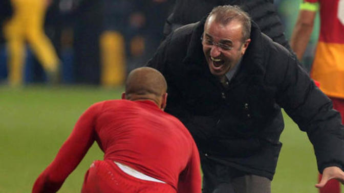 Futbol Dünyasının Çılgın Adamı: Abdürrahim Albayrak Efsanesinden Güldüren Anlar