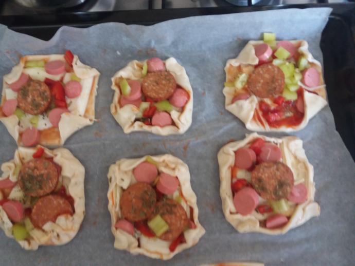 Pratik Milföylü Pizza Tarifi