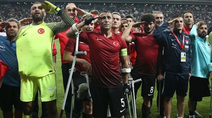 Meksikadan Önce KizlarSoruyorda: Dünya Şampiyonası Öncesi Gururumuz Ampute Milli Takım Kaptanları ve Hocaları İle Söyleşimiz Var