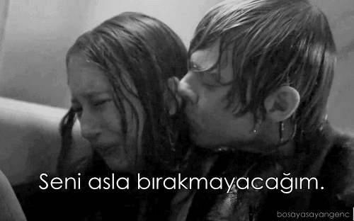 Aşk Acısı Çeken Herkesin Geçirdiği Süreçler Nelerdir?