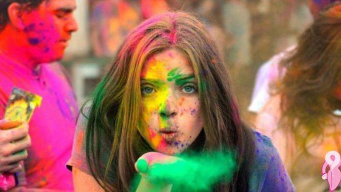 Yaz Aylarında Festivalden Festivale Koşan Kızların Yardımına Yetişecek Ürünler!