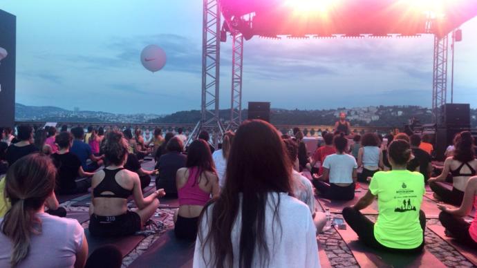 Nike Women ile Şehirden Kaçış Planına Dahil Olduk; Koşu, Meditasyon, Müzik Üçlüsüyle Unutulmaz Bir Akşam Yaşadık!