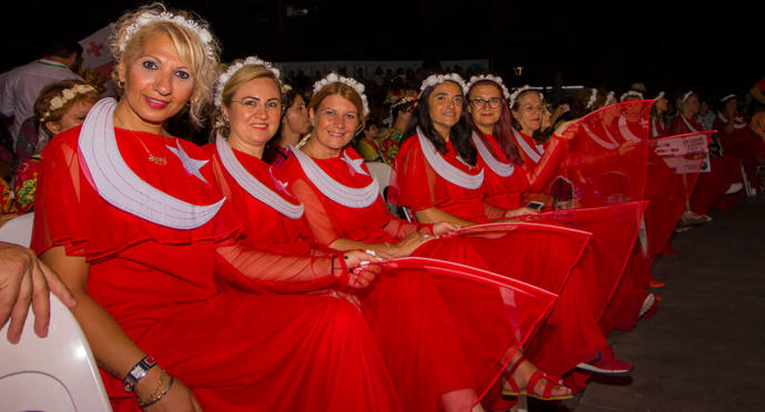 19. Büyükçekmece Festivalinde Fatih Erkoç Konserini Düzenledik, Harika Sesi ile 60 Ülkeden Gelen Misafirleri ile Buluştu!