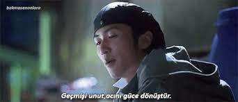 Geçmiş geride kalmaz ise gelecek şekillenemez.
