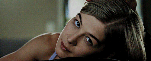 Eğer Bir Şeyi Gerçekten Seversen, Gitmesine Asla İzin Verme: Gone Girl