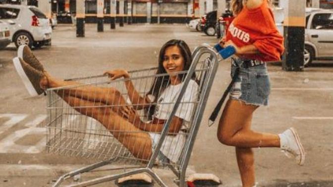 Deşifre Zamanı: Sahte En Yakın Arkadaşları Ele Veren 5 Özellik