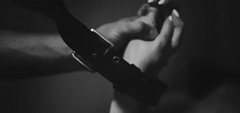Sevişmeyin, Savaşın: BDSM Nedir?